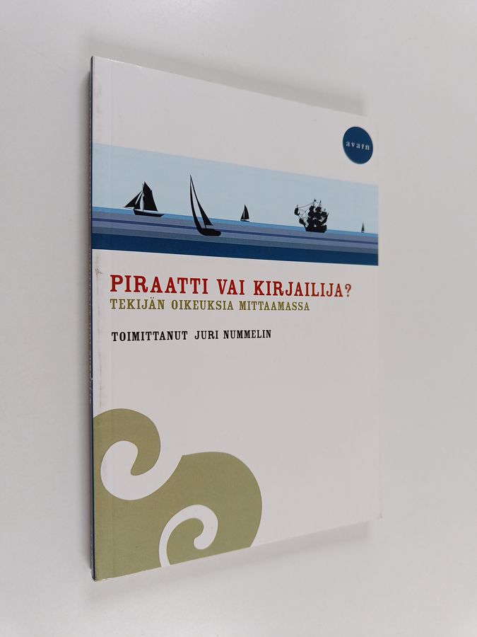 Piraatti vai kirjailija?