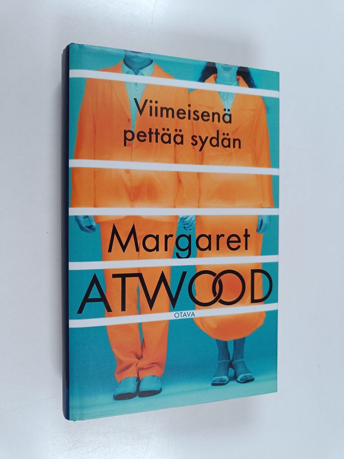 Margaret Atwood : Viimeisenä pettää sydän
