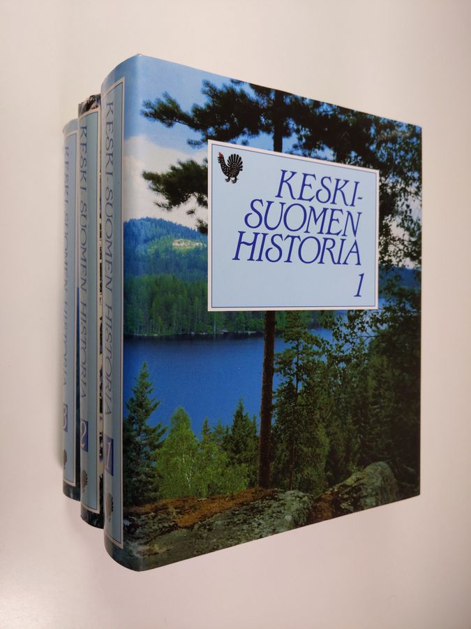 Mauno (toim.) Jokipii : Keski-Suomen historia 1-3 : Keski-Suomen vanhin historia ; Keski-Suomen maakunta-ajatuksen synnystä itsenäisyyden aikaan ; Keski-Suomi itsenäisyyden aikana