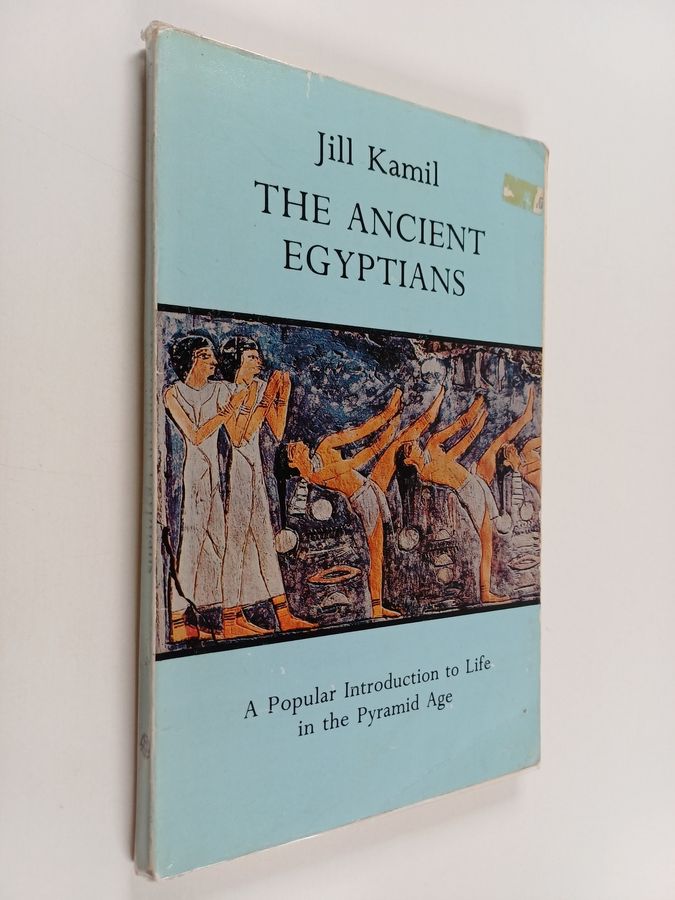 a popular introduction to life in the Pyramid Age