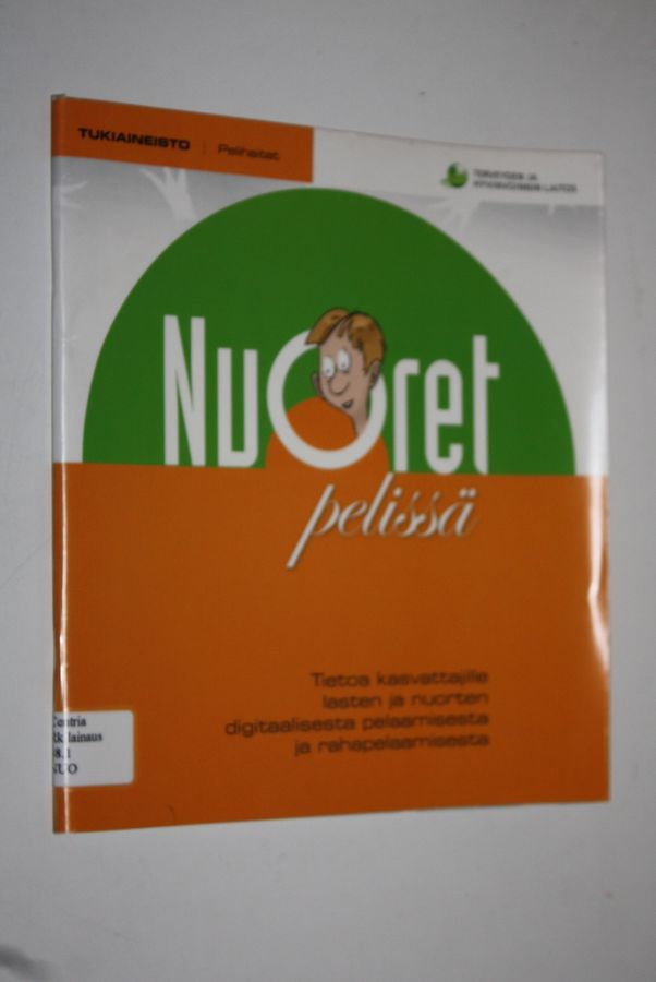 Nuoret pelissä