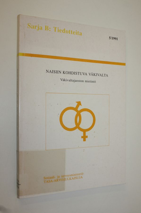Naisiin kohdistuva väkivalta