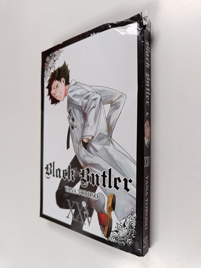 Black Butler Vol. 25