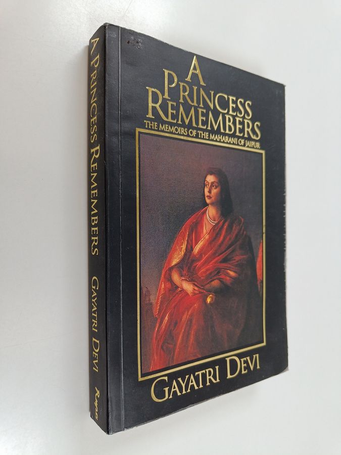 the memoirs of the Maharani of Jaipur