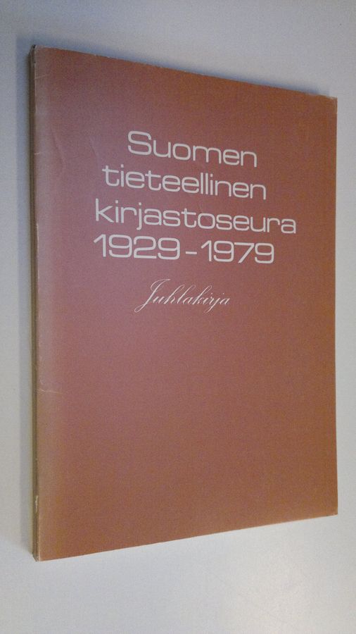Suomen tieteellinen kirjastoseura 1929-1979