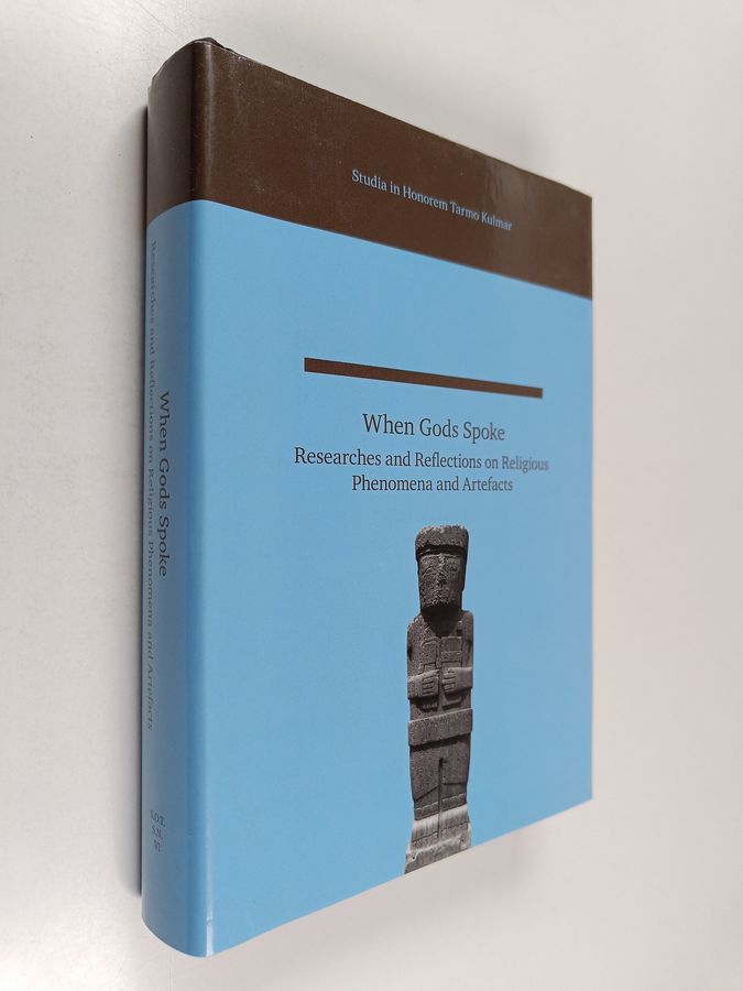 researchers and reflections on religious phenomena and artefacts