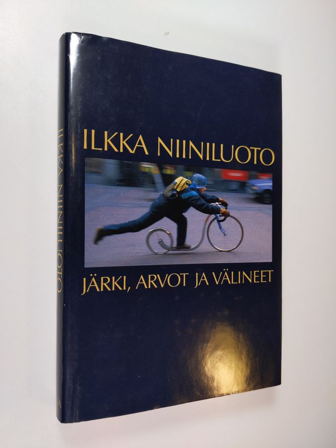 Järki, arvot ja välineet
