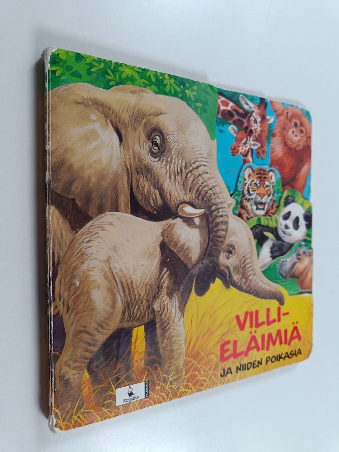 Villieläimiä ja niiden poikasia