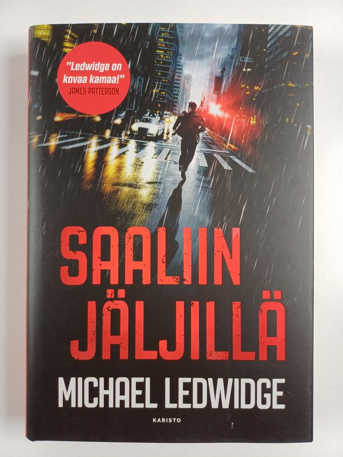 Michael Ledwidge : Saaliin jäljillä