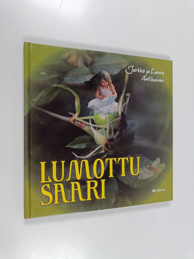 Lumottu saari