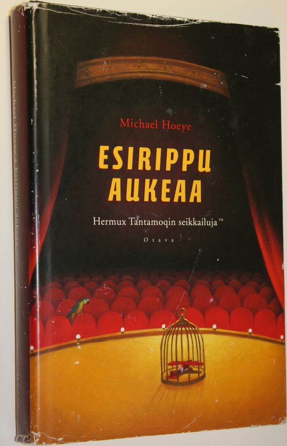 Esirippu aukeaa