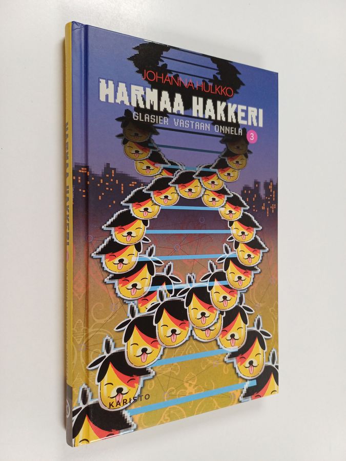 Johanna Hulkko : Harmaa hakkeri, 3 - Glasier vastaan Onnela