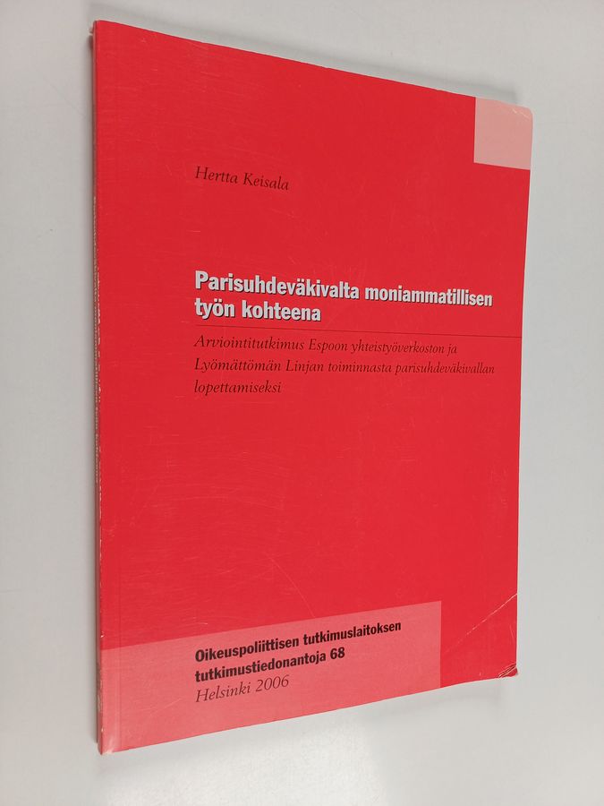 Parisuhdeväkivalta moniammatillisen työn kohteena