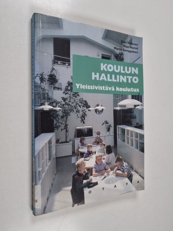 Koulun hallinto