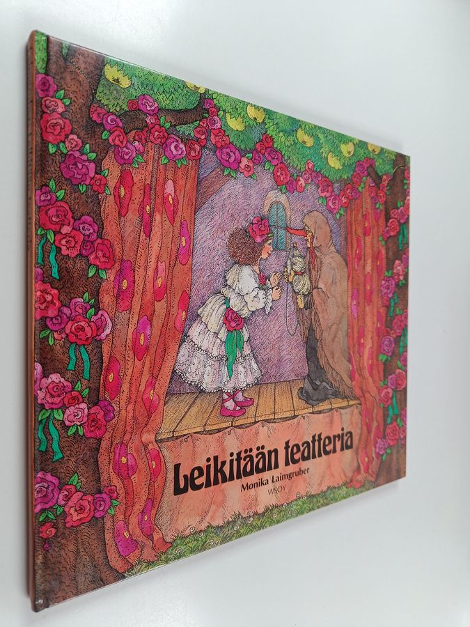 Leikitään teatteria