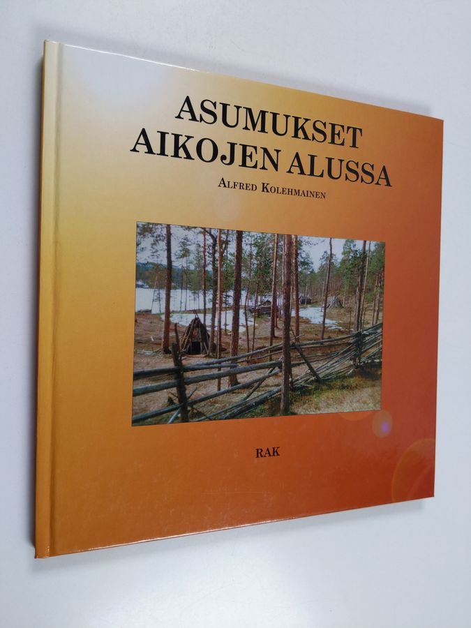 Asumukset aikojen alussa