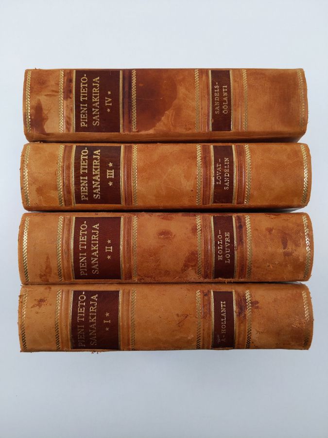 Jaakko Forsman : Pieni tietosanakirja 1-4