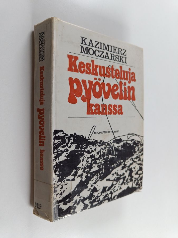 Keskusteluja pyövelin kanssa