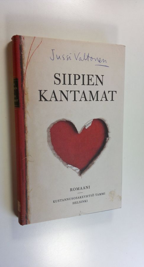Jussi Valtonen : Siipien kantamat