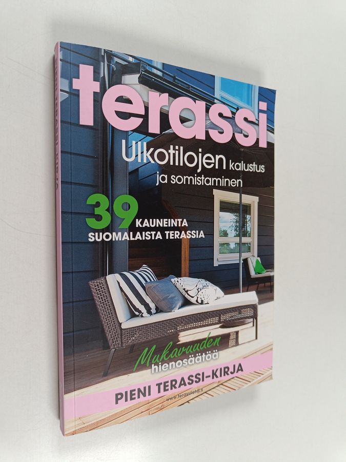 Pieni Terassi-kirja.