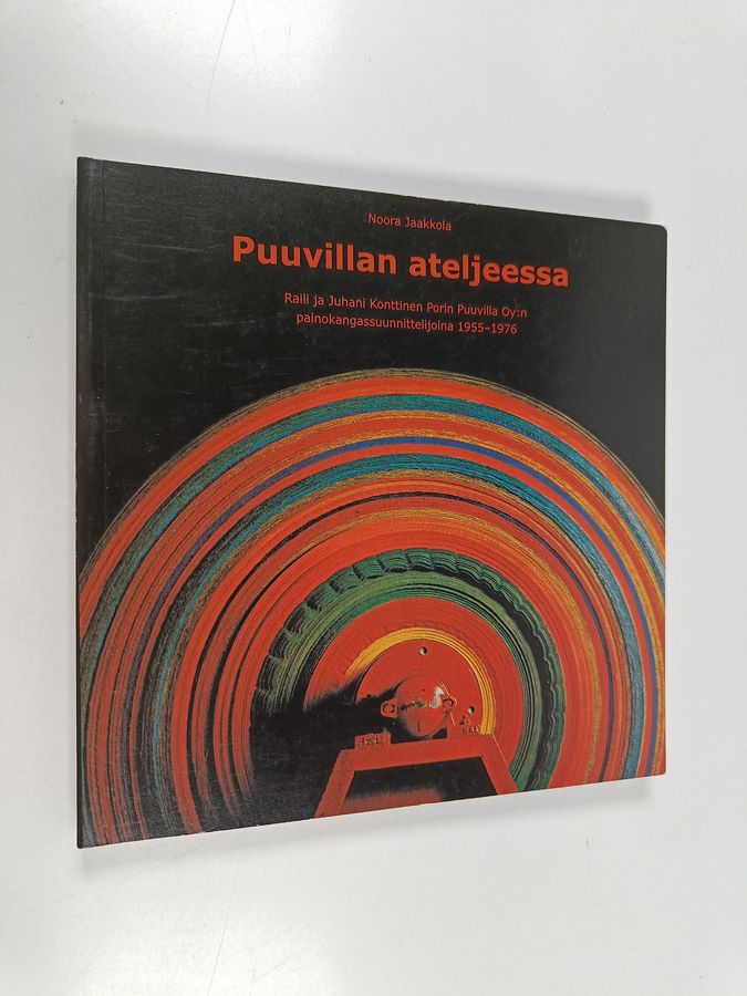 Puuvillan ateljeessa