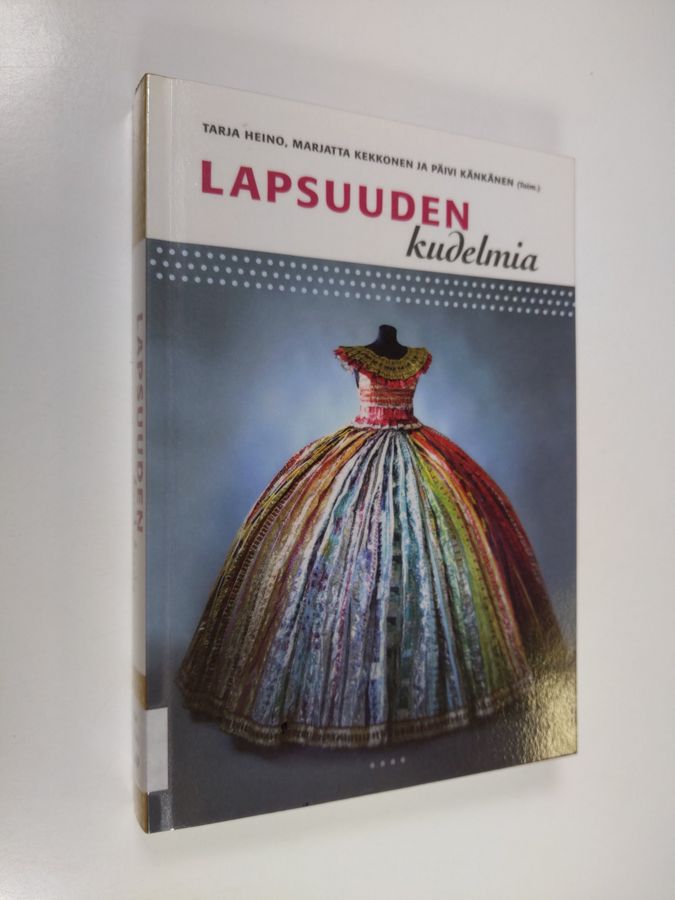 Lapsuuden kudelmia