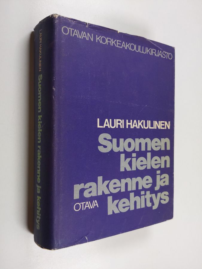 Lauri Hakulinen : Suomen kielen rakenne ja kehitys