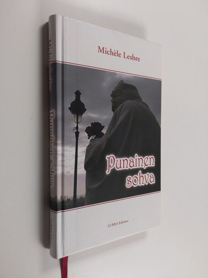 Punainen Michèle Lesbre : Sohva : Romaani