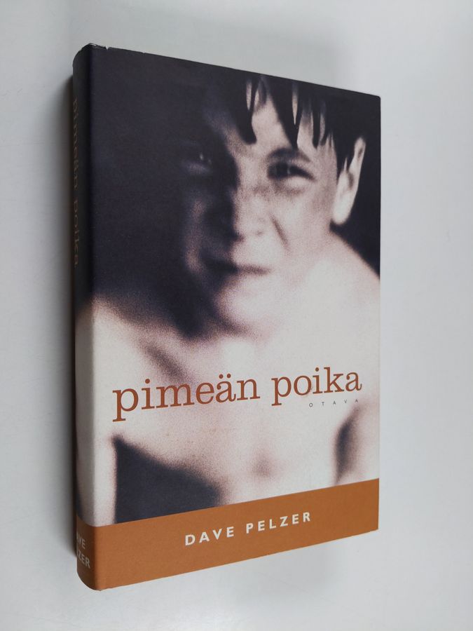 Pimeän poika