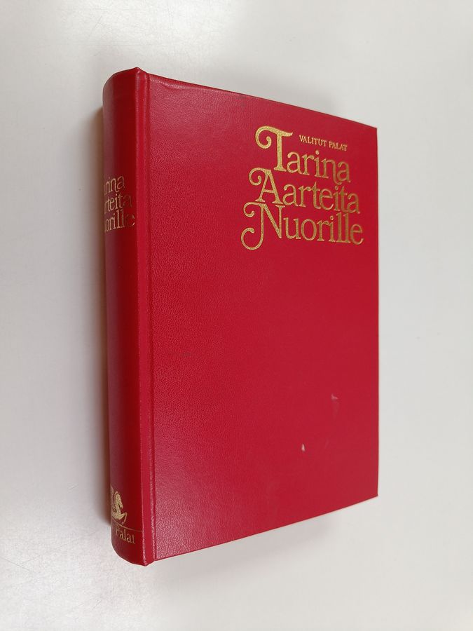Tarina-aarteita nuorille