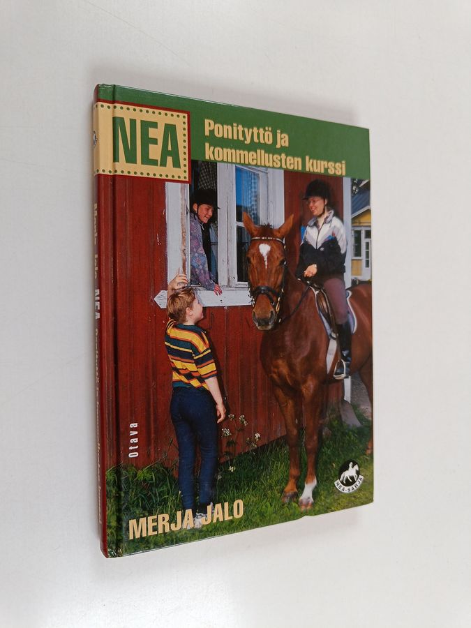 Ponityttö ja kommellusten kurssi