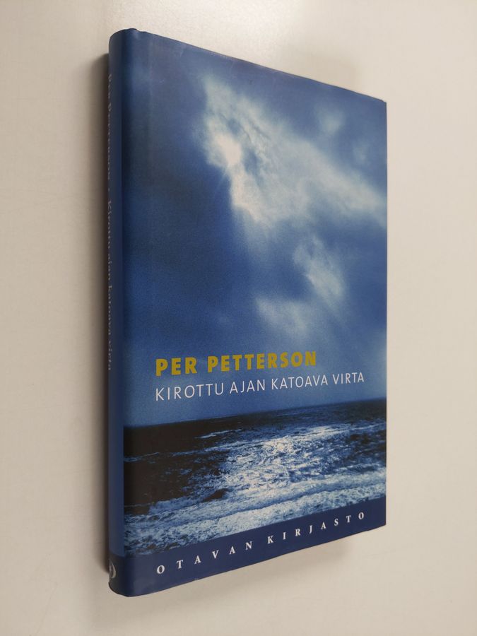 Per Petterson : Kirottu ajan katoava virta
