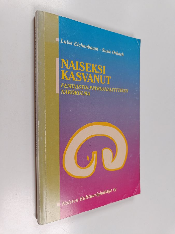 Naiseksi kasvanut