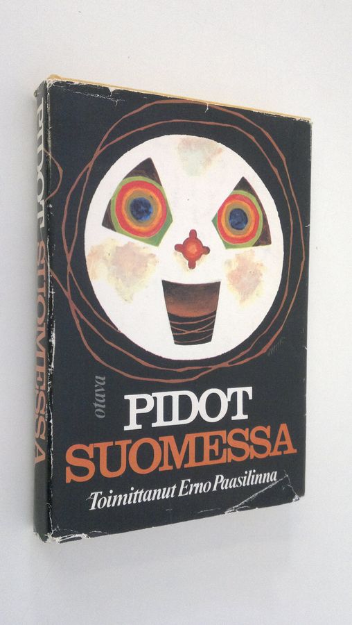 Erno (toim.) Paasilinna : Pidot Suomessa