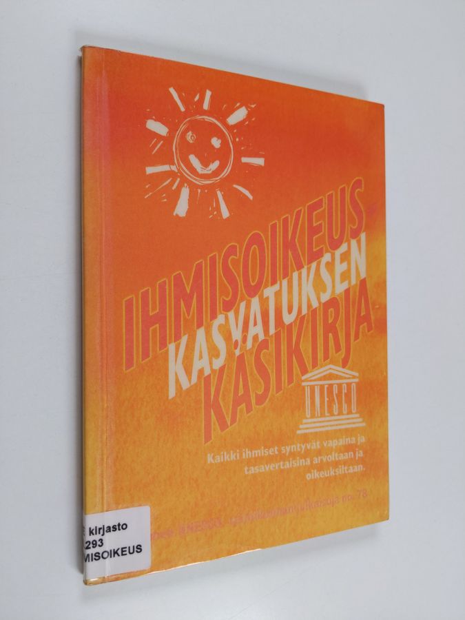 Ihmisoikeuskasvatuksen käsikirja