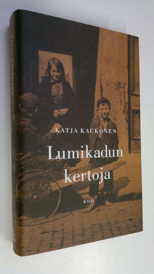 Katja Kaukonen : Lumikadun kertoja