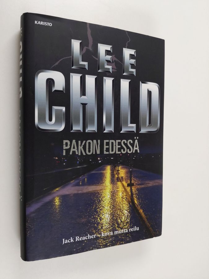 Lee Child : Pakon edessä