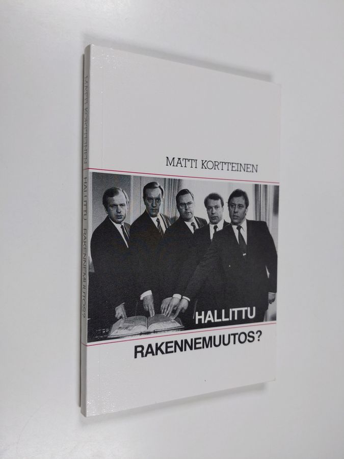 Hallittu rakennemuutos?