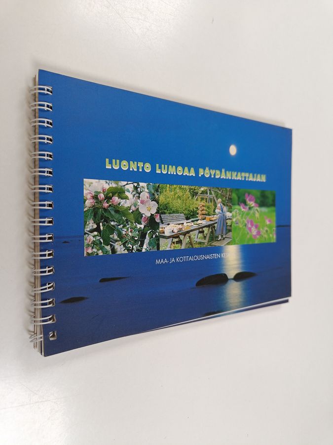 Luonto lumoaa pöydänkattajan