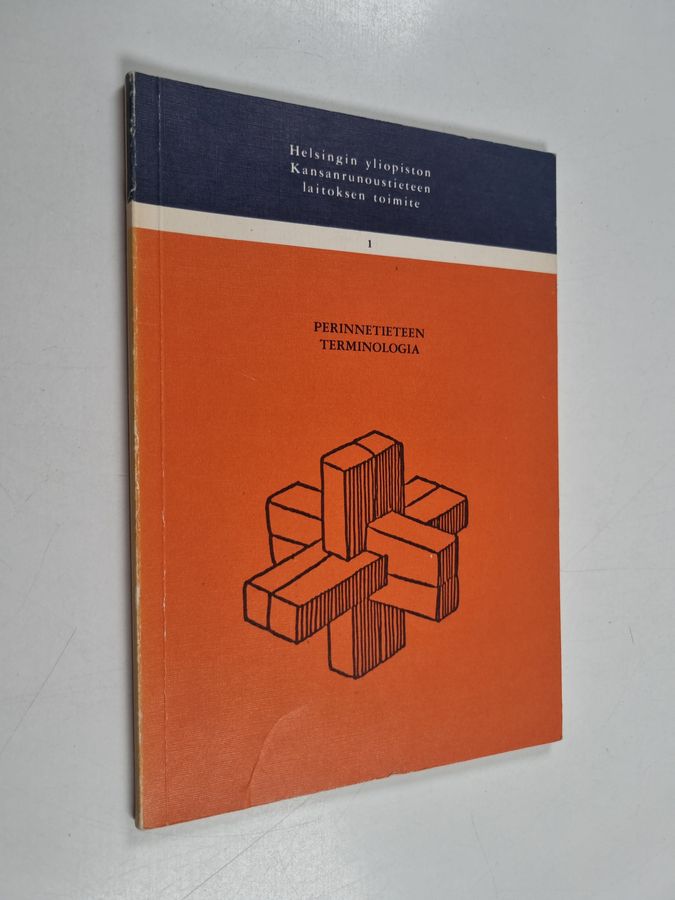Perinnetieteen terminologia.