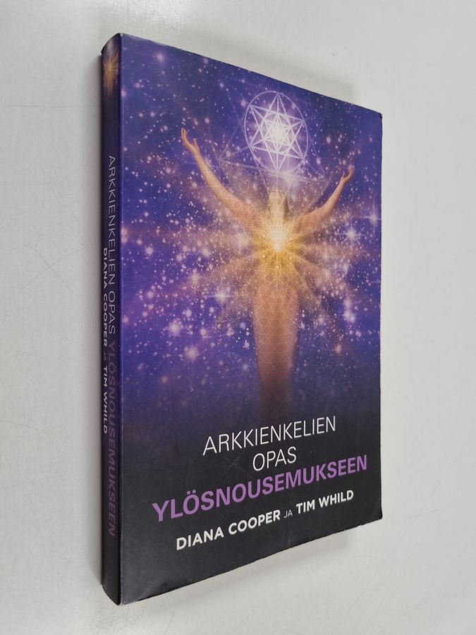 Arkkienkelien opas ylösnousemukseen
