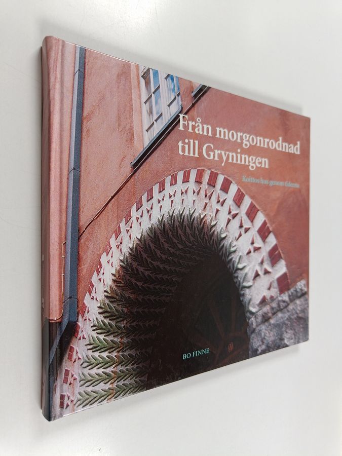 Från morgonrodnad till Gryningen