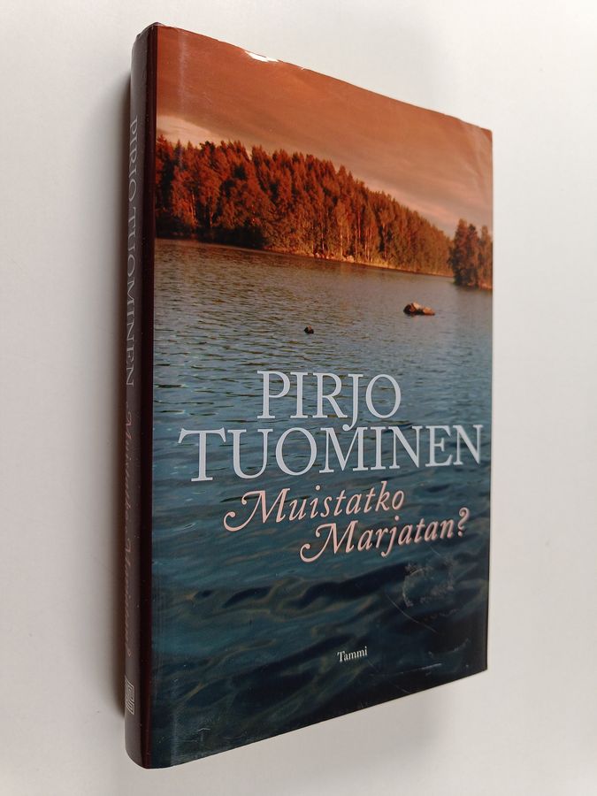 Pirjo Tuominen : Muistatko Marjatan : jännitysromaani