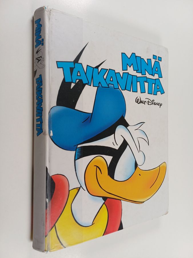 Minä, Taikaviitta