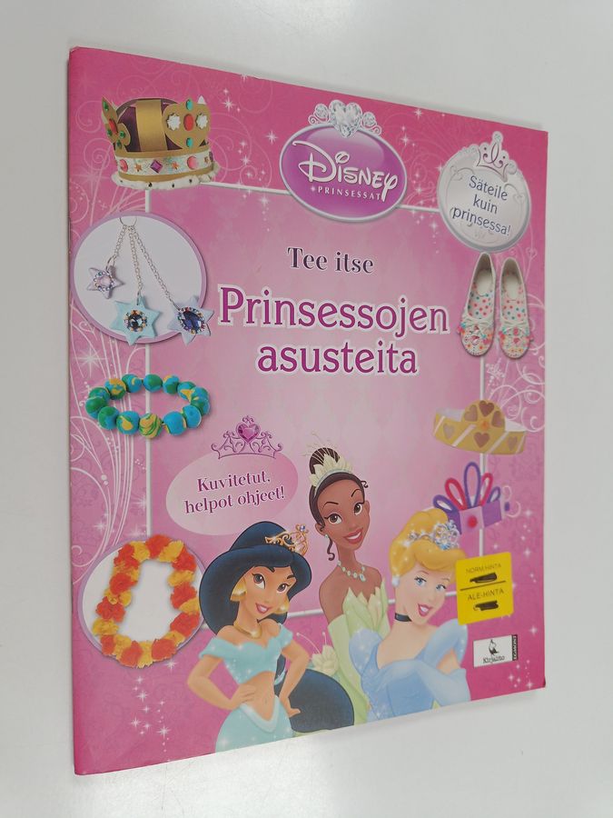 Prinsessojen asusteita