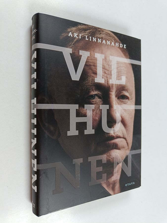 Aki Linnanahde : Vilhunen