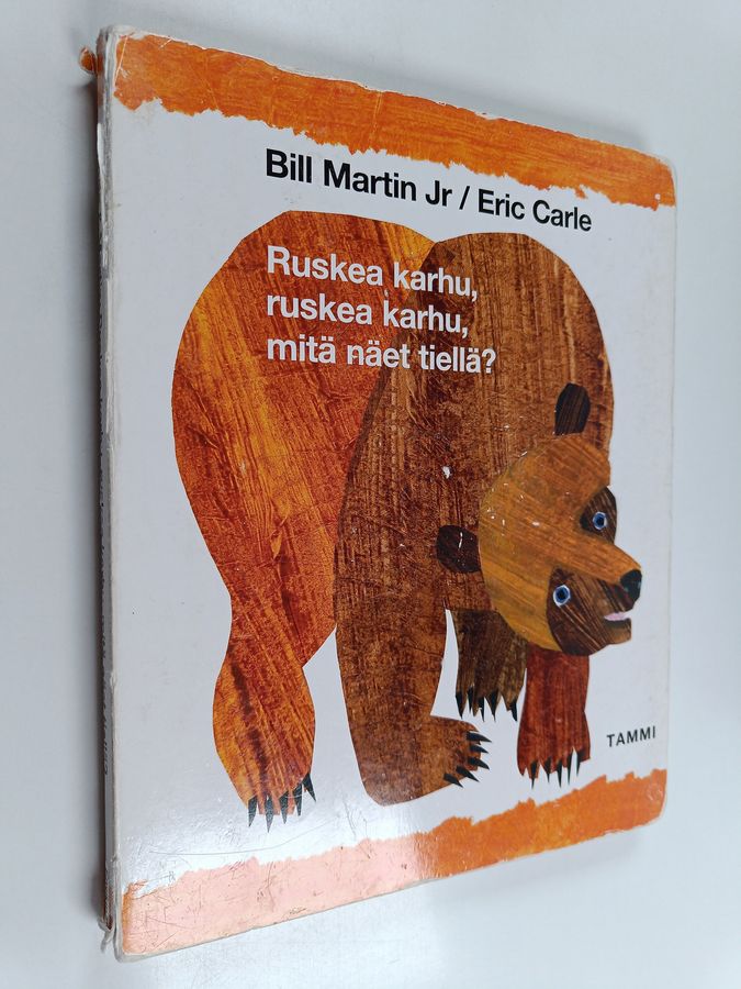 Ruskea karhu, ruskea karhu, mitä näet tiellä?