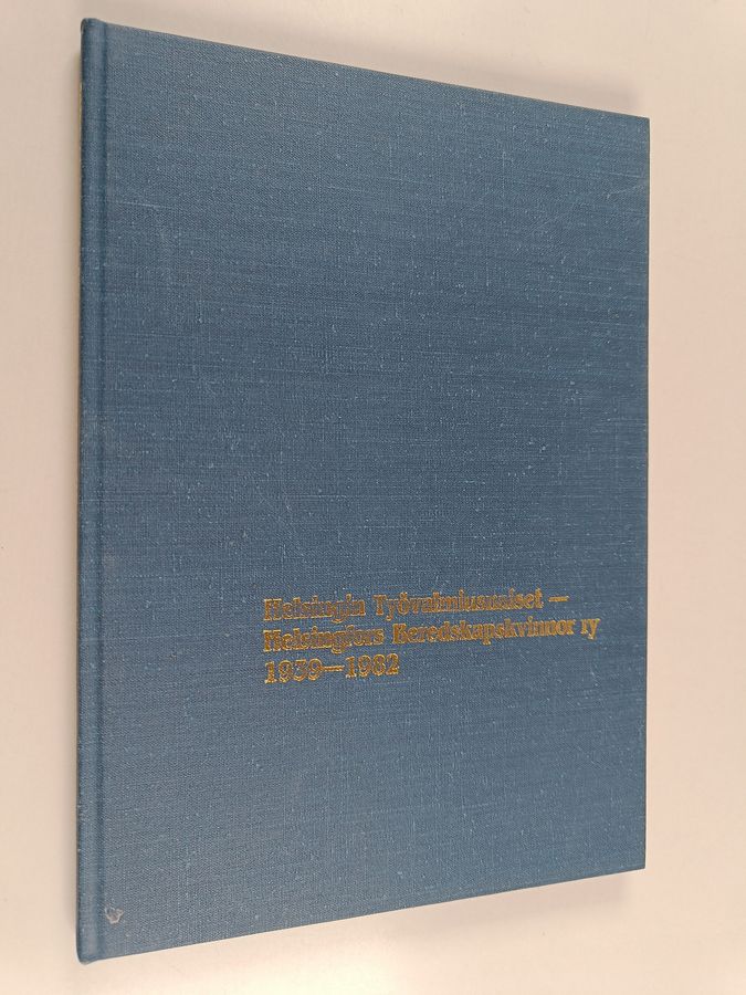 1939-1982 ; arkistomateriaalista ja haastatteluista koonnut Kristiina Palosaari