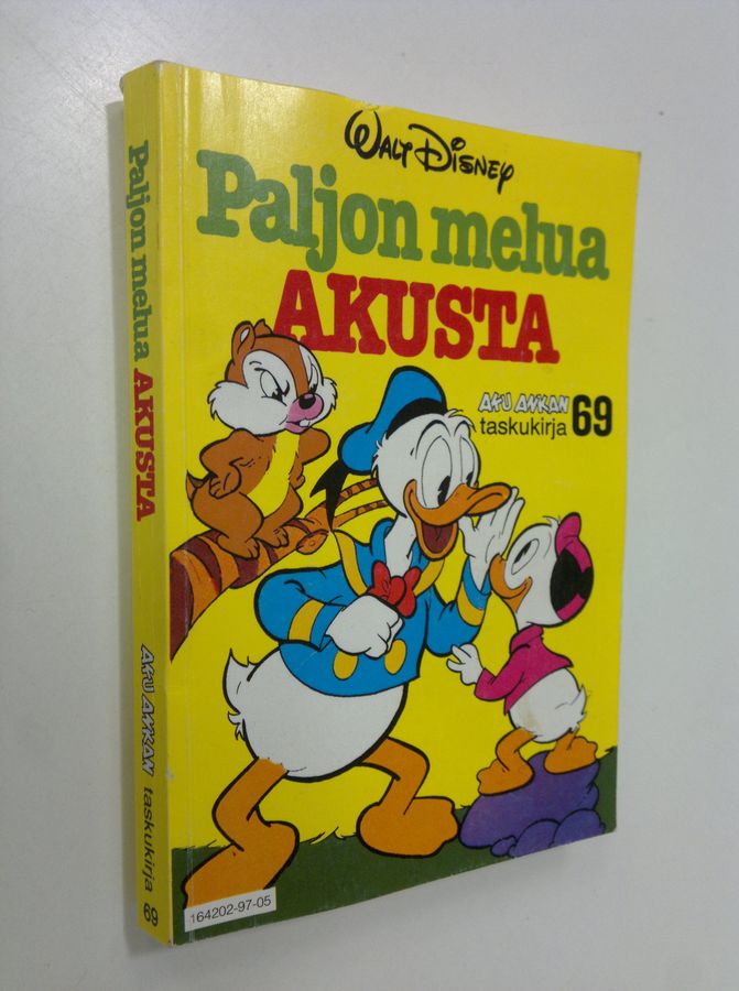 Paljon melua Akusta