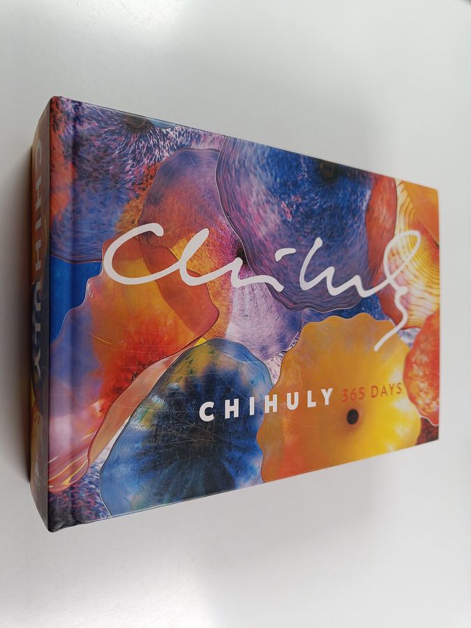 Chihuly - 365 Days